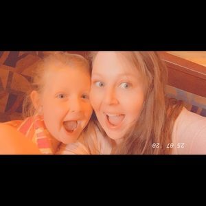 Meet your Posher, Caitlynn